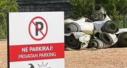 Znak upozorenja na parkingu nasmijao Hrvate: "Netko prijeti paukom, a netko..."