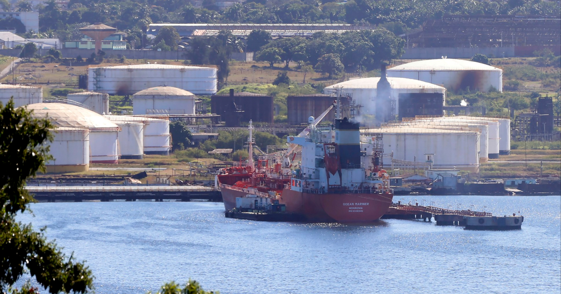 SAD planira potpunu blokadu uvoza nafte na Kubu