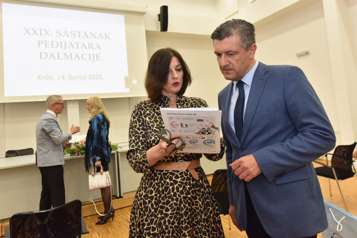 Sanja Milanović pojavila se u Kninu, iznenadila odabirom cipela