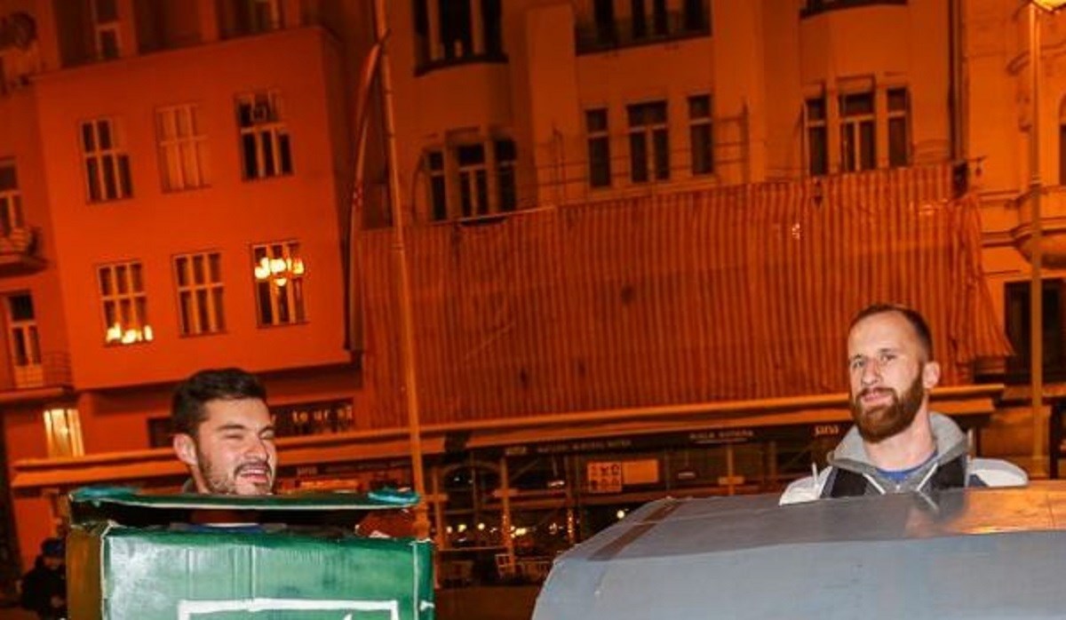 Prozvali su ih kraljevima Halloweena u Zagrebu, shvatit ćete kad im vidite maske