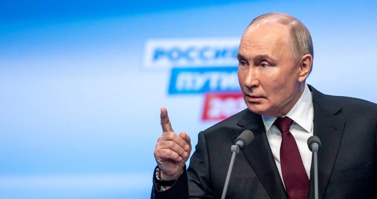 Putin: Cijeli svijet se smije onom što se događa u Americi, to je katastrofa