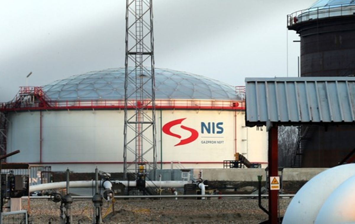 Rusi prodaju svoj udio u NIS-u