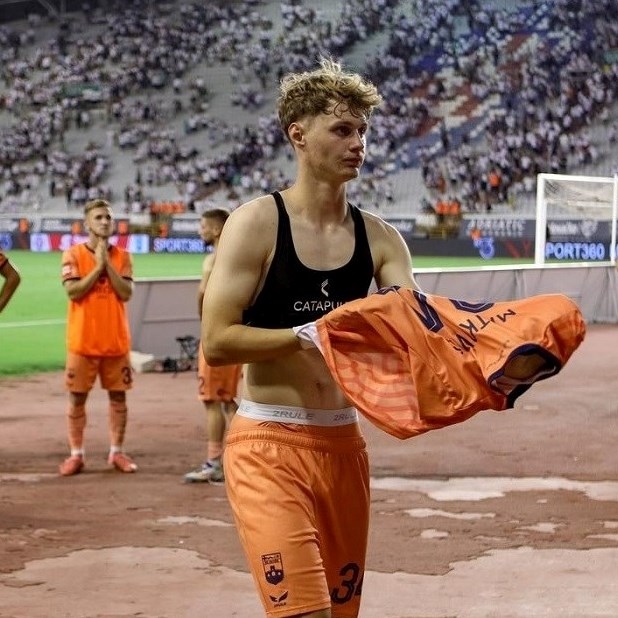 Odlična vijest za Osijek, loša za Hajduk. Za derbi se vraća fenomenalni napadač