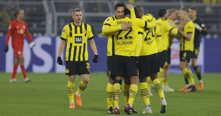 Borussia u derbiju pobijedila Leipzig i nastavila utrku s Bayernom