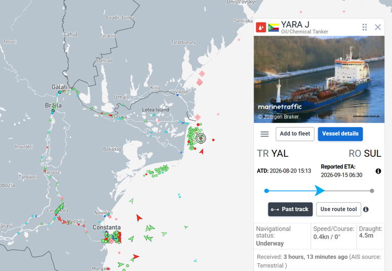 Tanker u rumunjskim teritorijalnim vodama pogođen dronom?