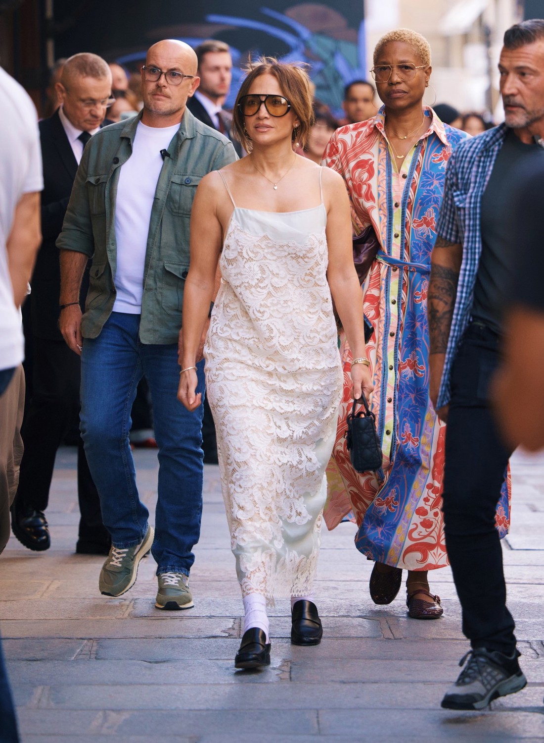 J.Lo rijetko viđamo u ovakvom izdanju, internet popljuvao cipele. Što vi kažete?