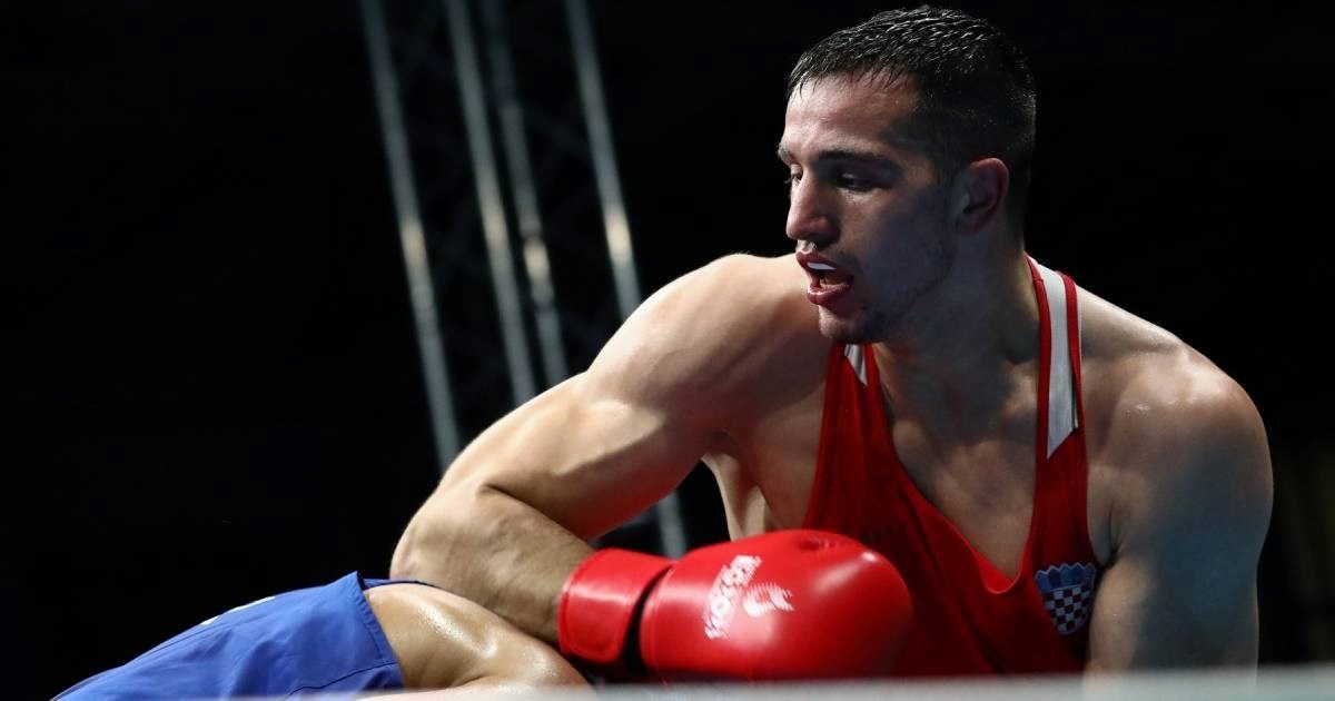 Hrvatski teškaš ima prvi profesionalni boksački meč. Evo kad i gdje gledati