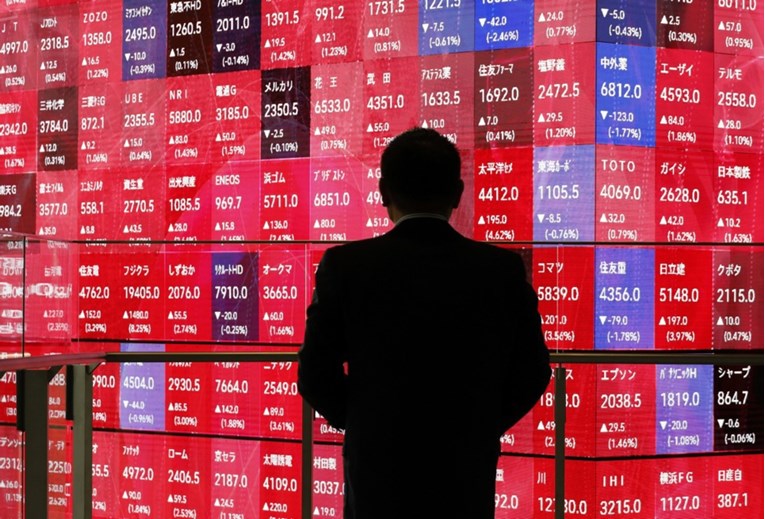 Japan odobrio ogroman paket poticaja za borbu protiv inflacije