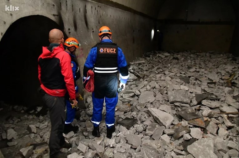 VIDEO Uništena ručna bomba u tajnom Titovom tunelu u BiH