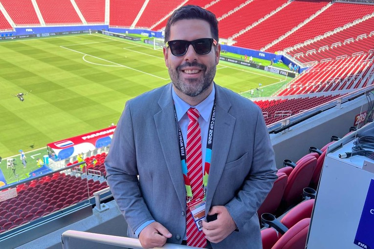 Suca nazvao lopovom, a FIFA-i rekao da je ubila nogomet. Potjeran je sa SP-a