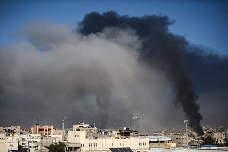 Izraelska vojska: Traju žestoke borbe u Han Junisu i gradu Gazi