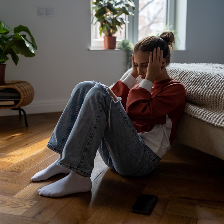 Četiri pravila narcističke obitelji: Odrastanje bez prava na emocije i granice