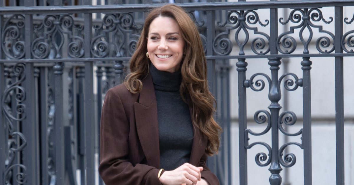 Kate Middleton nosi hlače koje će biti hit ovog proljeća, našli smo slične modele