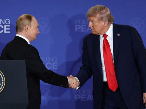 Epstein u mejlu iz 2018.: Predložite Putinu da preko mene dobije uvid u Trumpa