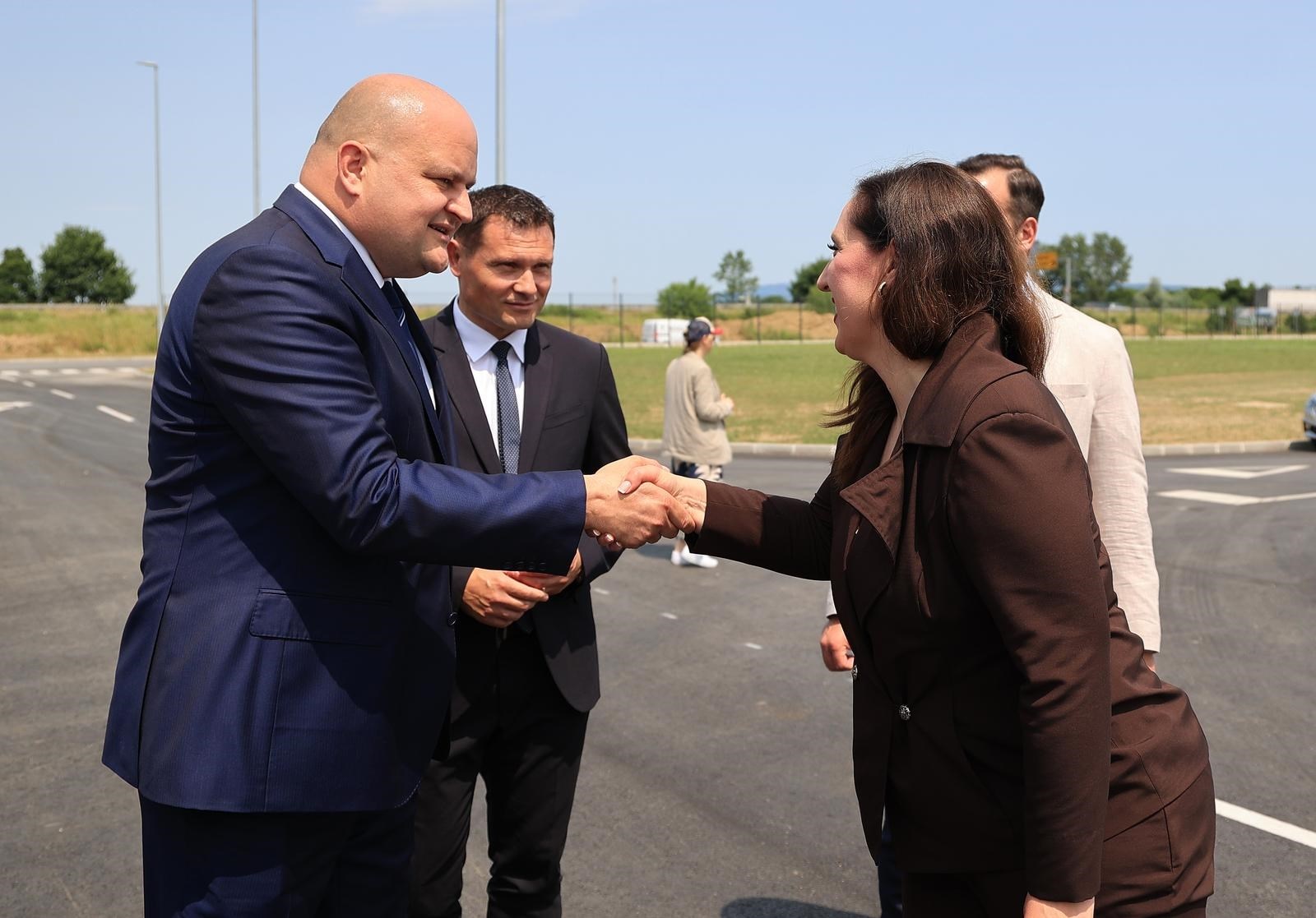 Ministar o ukidanju ograničenih cijena goriva: Neki derivati bi čak mogli pojeftiniti