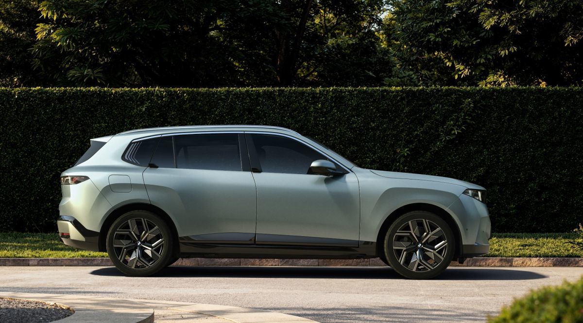 Novi BMW X5 za Kinu: Duži od X7, s 'kazališnim' zaslonom