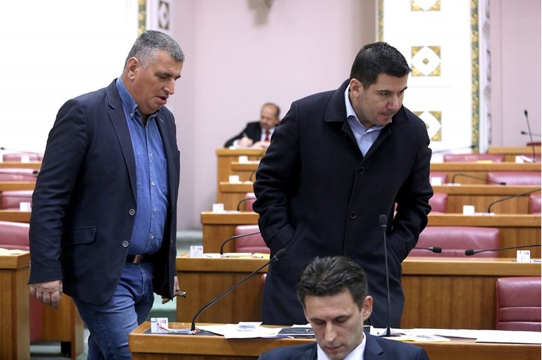 Most: Vojska je već morala biti na granicama zbog ilegalnih migranata