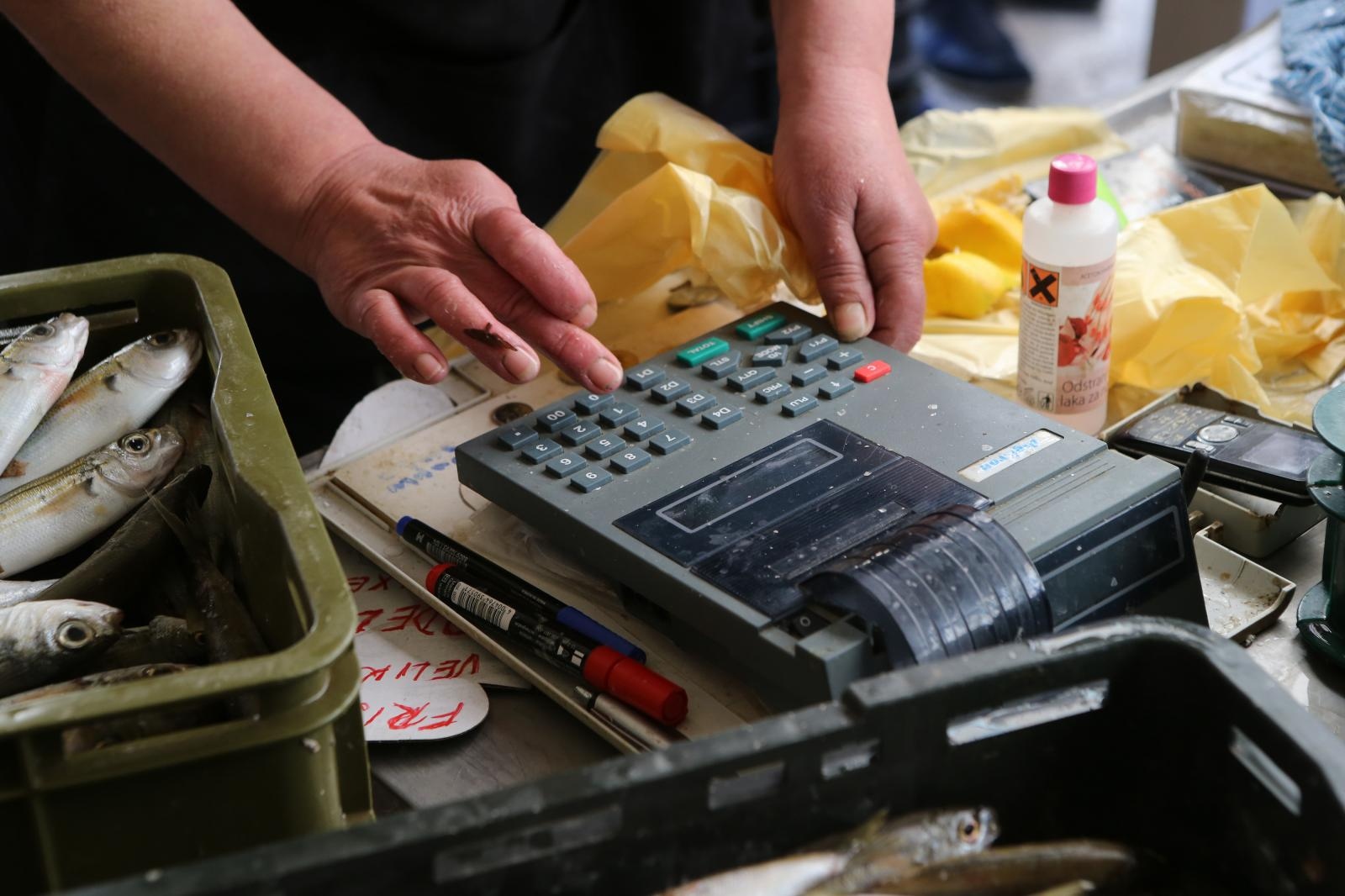 16. kolovoza fiskalizirano rekordnih 890 milijuna kuna