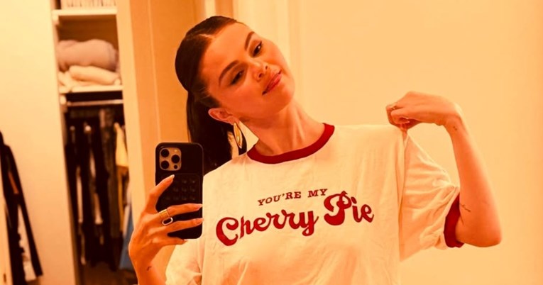 Najtraženiji Ugg model za jesen? Selena Gomez ga već nosi