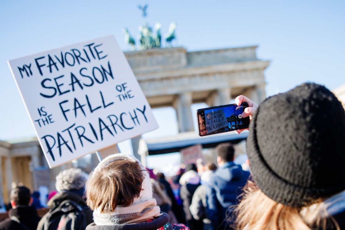 Ženske udruge ljute na Merza zbog izjave novinaru da pita kćeri o sigurnosti u Njemačkoj