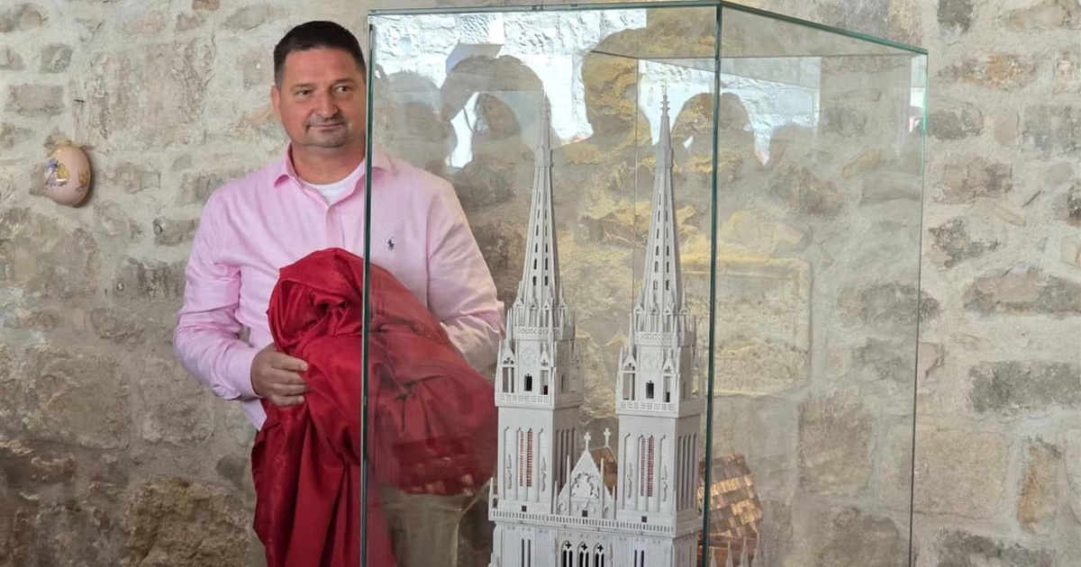Na Braču napravio minijaturnu maketu Zagrebačke katedrale, radio na njoj 5 godina