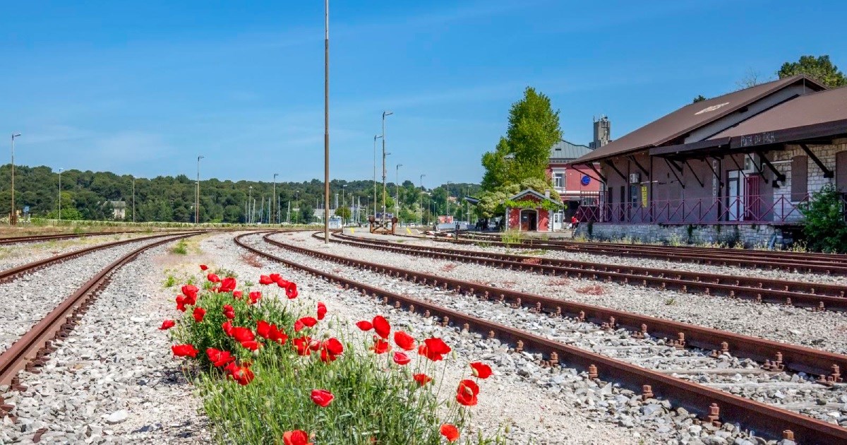 Potpisan ugovor za obnovu pruge državna granica - Buzet - Sveti Petar u Šumi