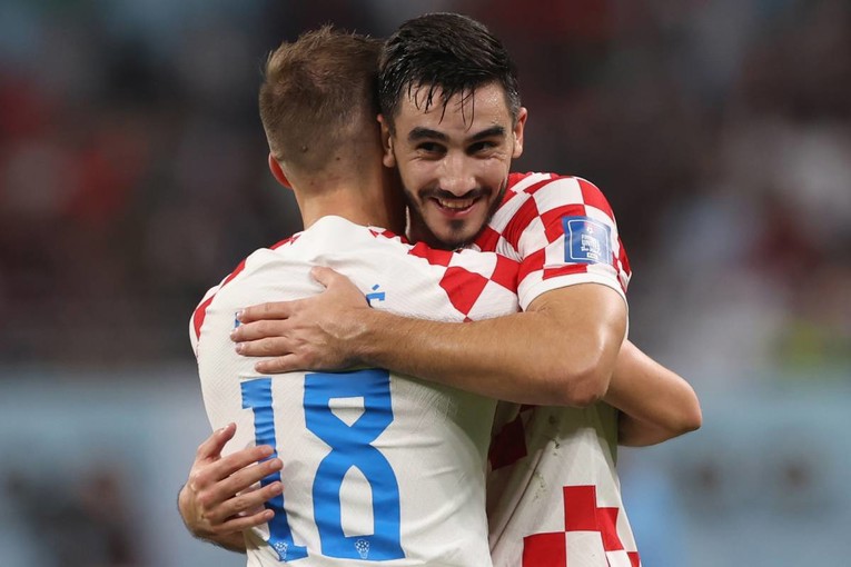 Nizozemci: Stigle su tri ponude za Josipa Šutala. Ajax ga želi prodati
