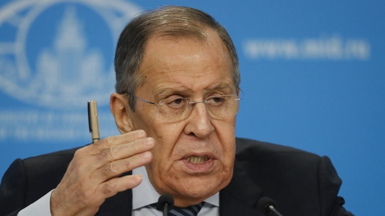 Lavrov kaže da je Rusija spremna poslati misiju na granicu Armenije i Azerbajdžana