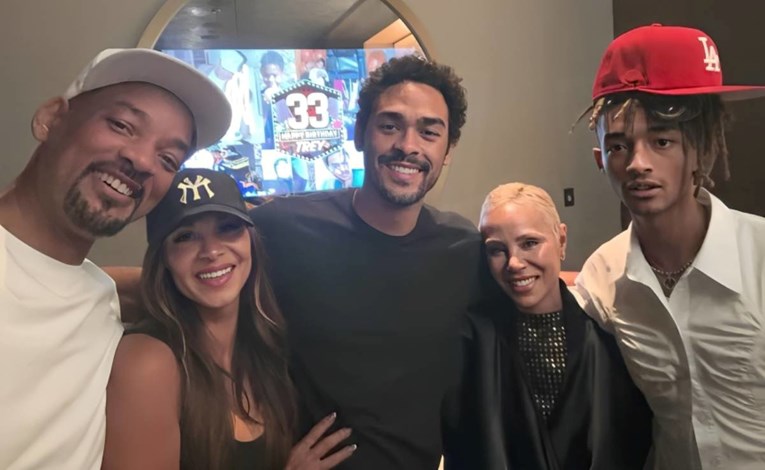 Will Smith pozirao s bivšom i sadašnjom suprugom na sinovom rođendanu