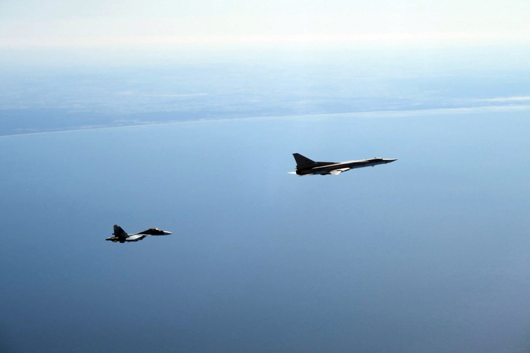  Finska diže rezerviste, vojska na rubu snaga. Šveđani presreli ruske bombardere