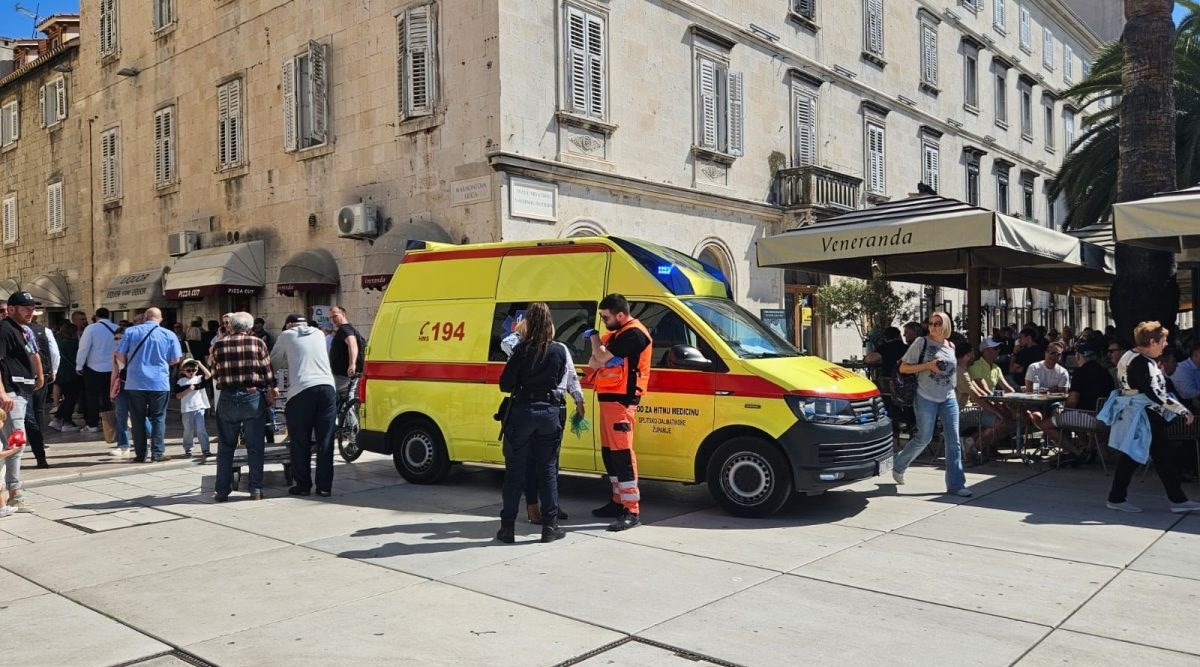 U Splitu izudarao dvije žene pa se predao. Napadnuta žena opisala što se dogodilo