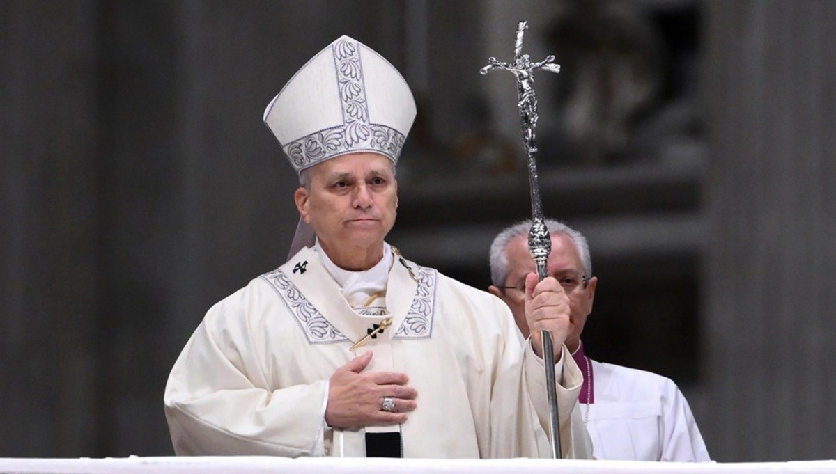 Trump svojom agresivnom politikom dovodi američkog papu Lava u težak položaj