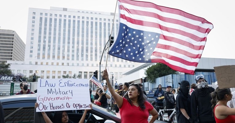 VIDEO Prosvjedi protiv Trumpovih imigracijskih racija u gradovima diljem Amerike