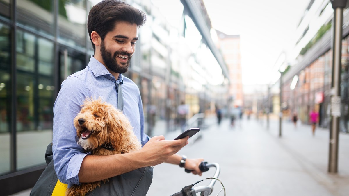 Zašto vaša ovisnost o pametnom telefonu šteti vašem psu