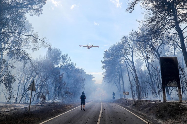 Kozlevac apelira: Ne dižite dronove kad je požar, kanaderi u tom slučaju odlaze