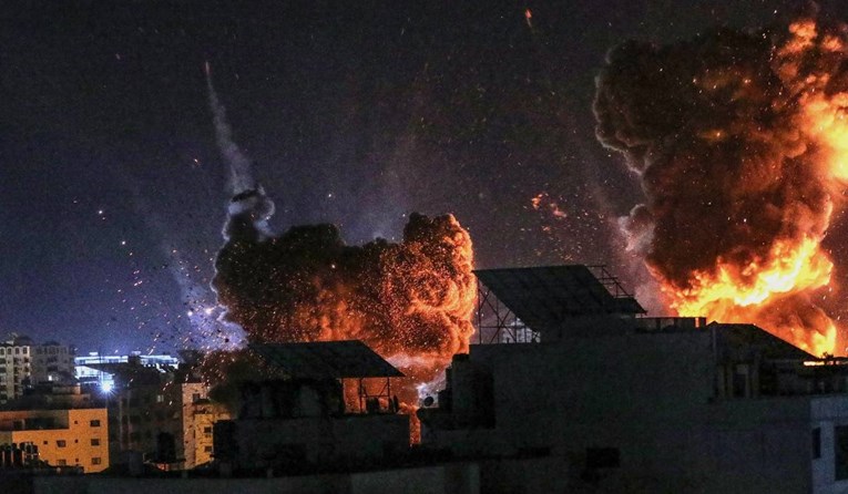 Izrael pokrenuo novi val napada na Hamas, objavljene snimke golemih eksplozija