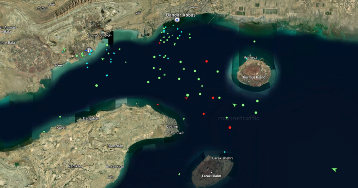 Deseci brodova nagomilani kod Hormuškog tjesnca uoči Trumpove blokade