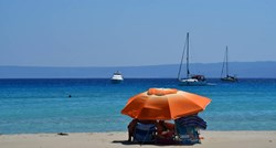 Grčka se nada pokretanju turizma u srpnju, ali strahuje od praznih plaža