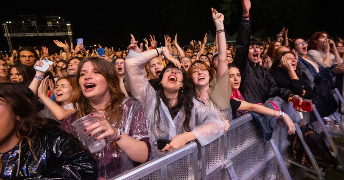 Gen Z se odriče izlazaka i društvenih mreža zbog koncerata