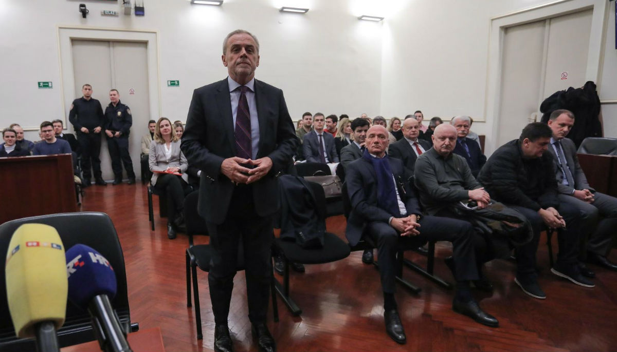 VIDEO Bandić se ne smatra krivim, nakon suđenja ga izveli na stražnja vrata