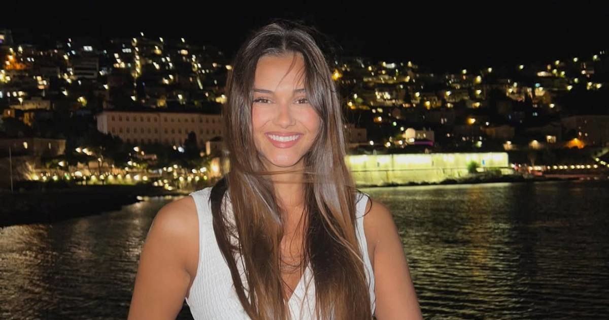 Laura Gnjatović objavila fotku iz aviona: "Hrvatska, vidimo se sutra"