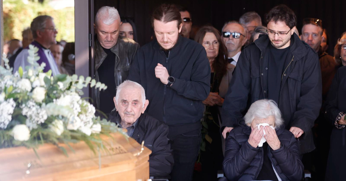 Roditelji Gorana Bareta u suzama na posljednjem ispraćaju u Vinkovcima