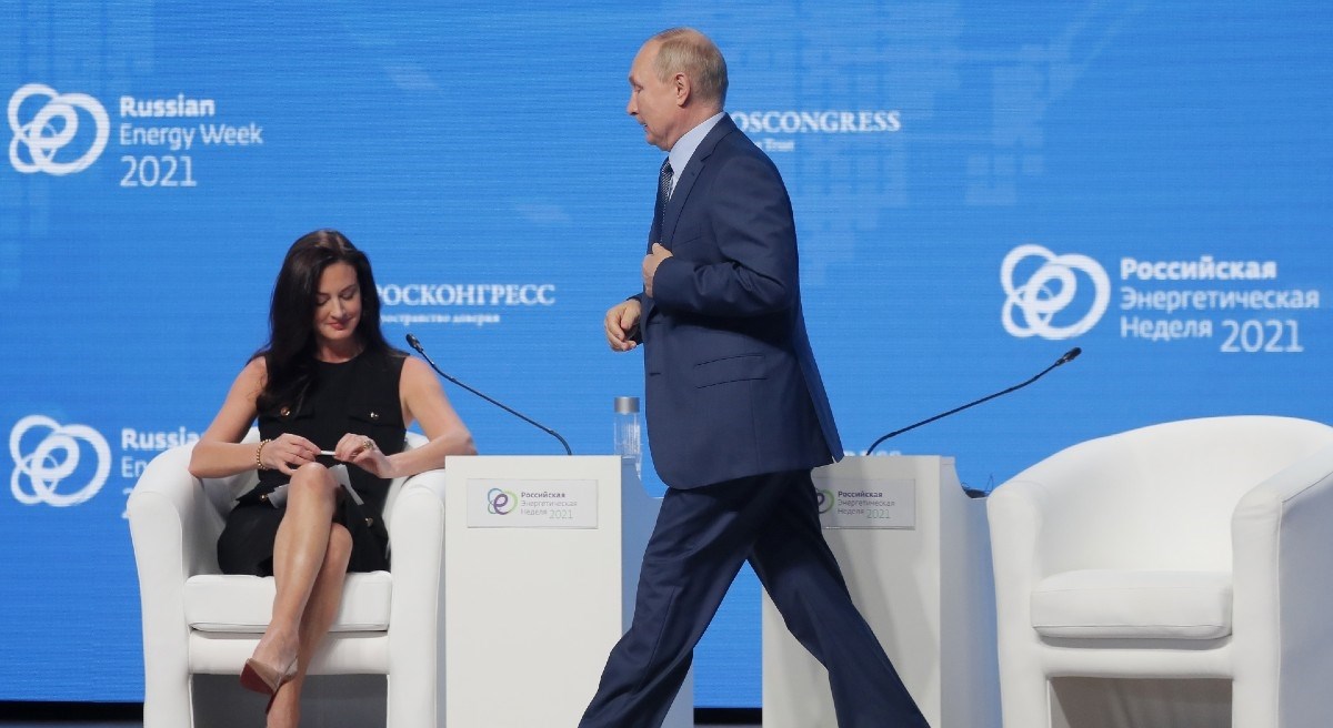 Rusi napali američku voditeljicu: "Oblizivala se i pokazivala noge da omete Putina"