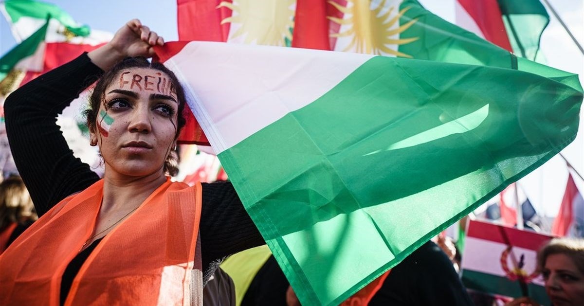 Ukida li Iran stvarno moralnu policiju koja lovi nepokrivene žene?