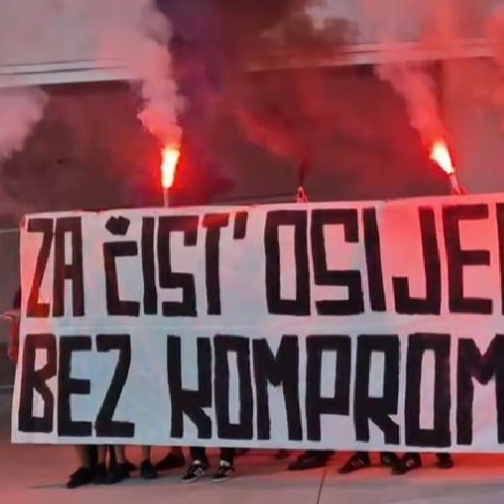 Sportskom direktoru Osijeka propucan je auto. Ovako su odgovorili navijači 