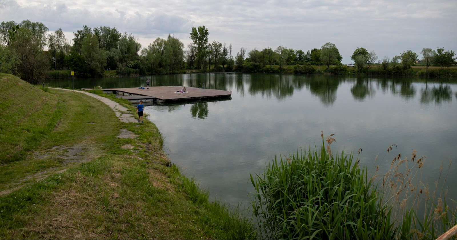 Počeli radovi na uređenju osječkog jezera Bajer, planira se urediti i plaža