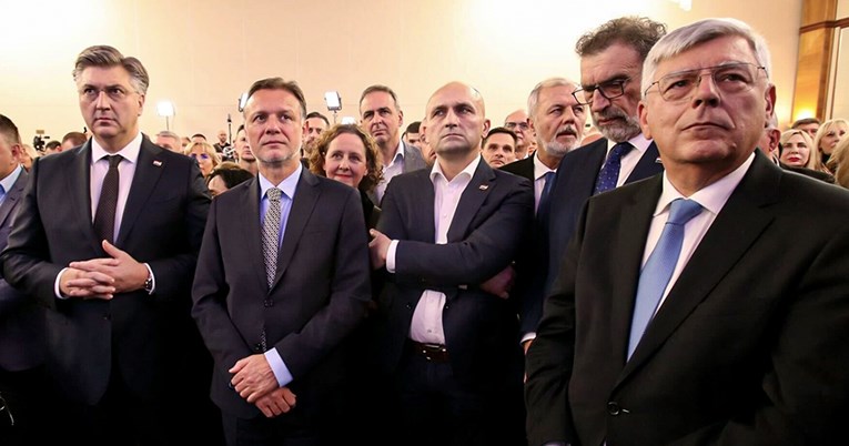 Sprema li se pobuna u HDZ-u?