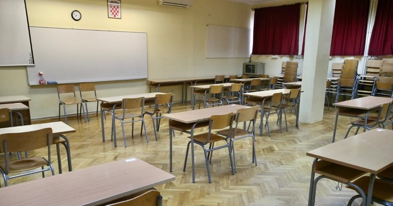 Škole u svijetu uklanjaju analogne satove, razlog je zabrinjavajuć