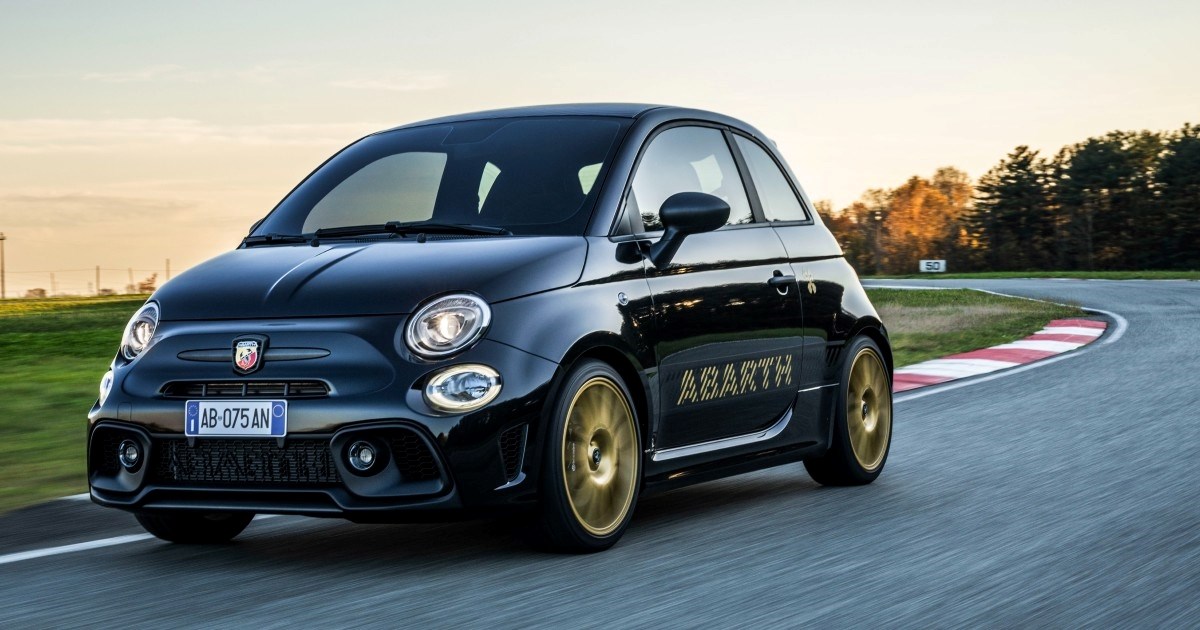 VIDEO Abarth predstavlja zadnjeg svoje vrste, neodoljivi 695 75° Anniversario 