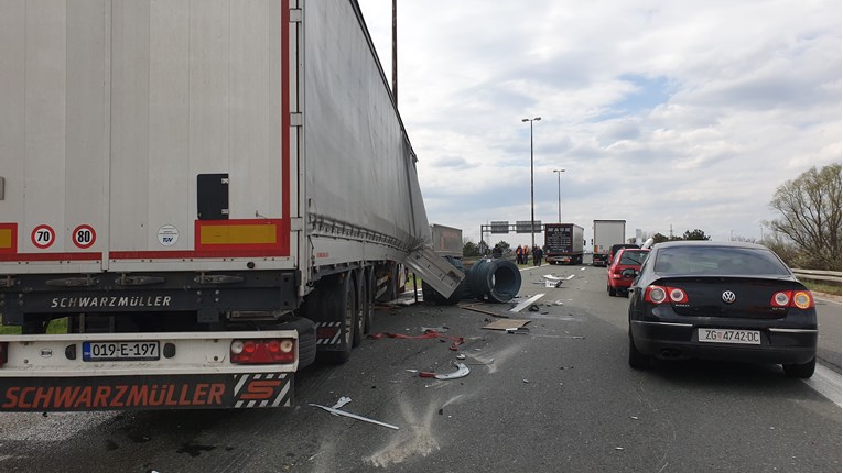 Nesreća na zagrebačkoj obilaznici, sudarila se 4 kamiona. Gužve su ogromne
